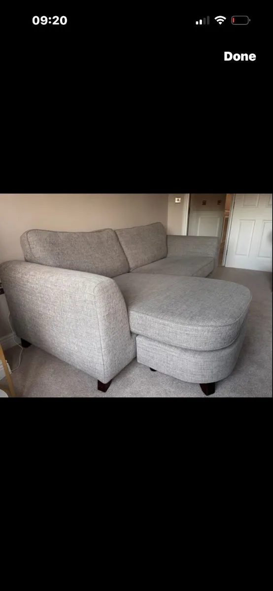 Sofa with chaise - Image 3