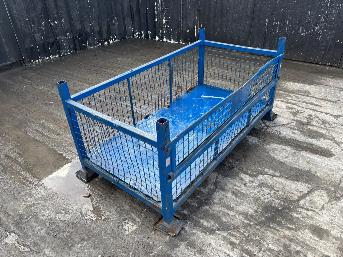 Half-drop gate steel mesh stillage cage - Image 2