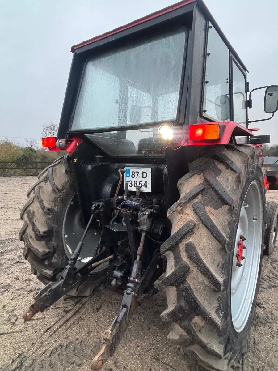 Case international with front loader - Image 4