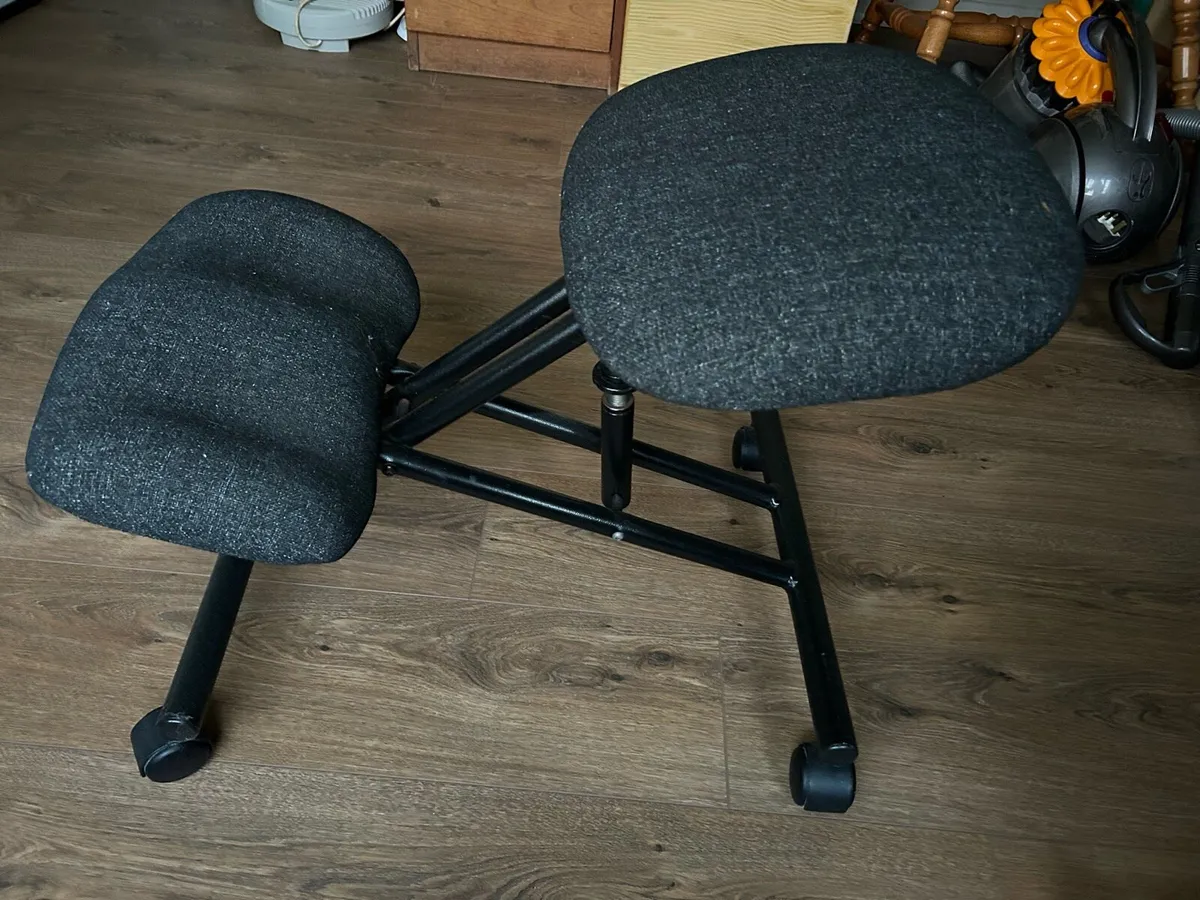 Kneeling Chair - Image 1