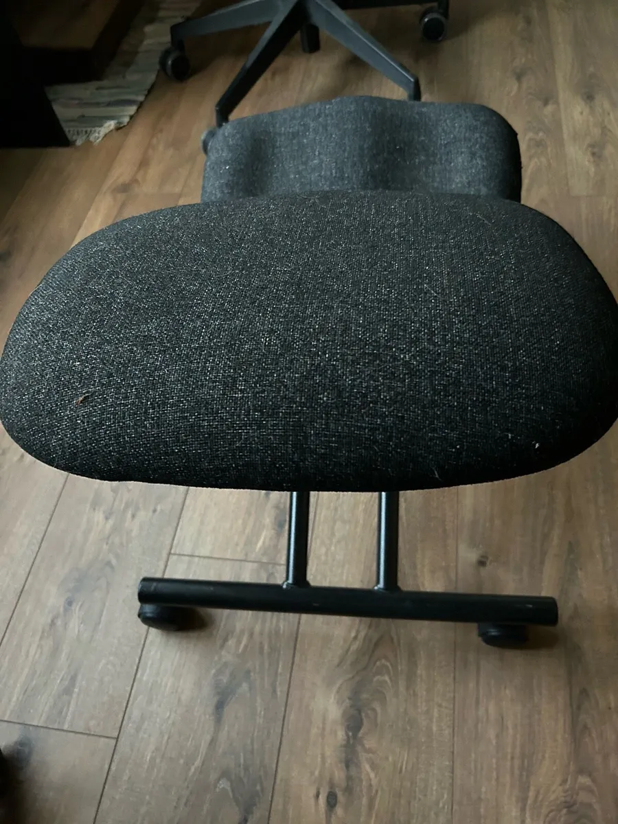 Kneeling Chair - Image 3