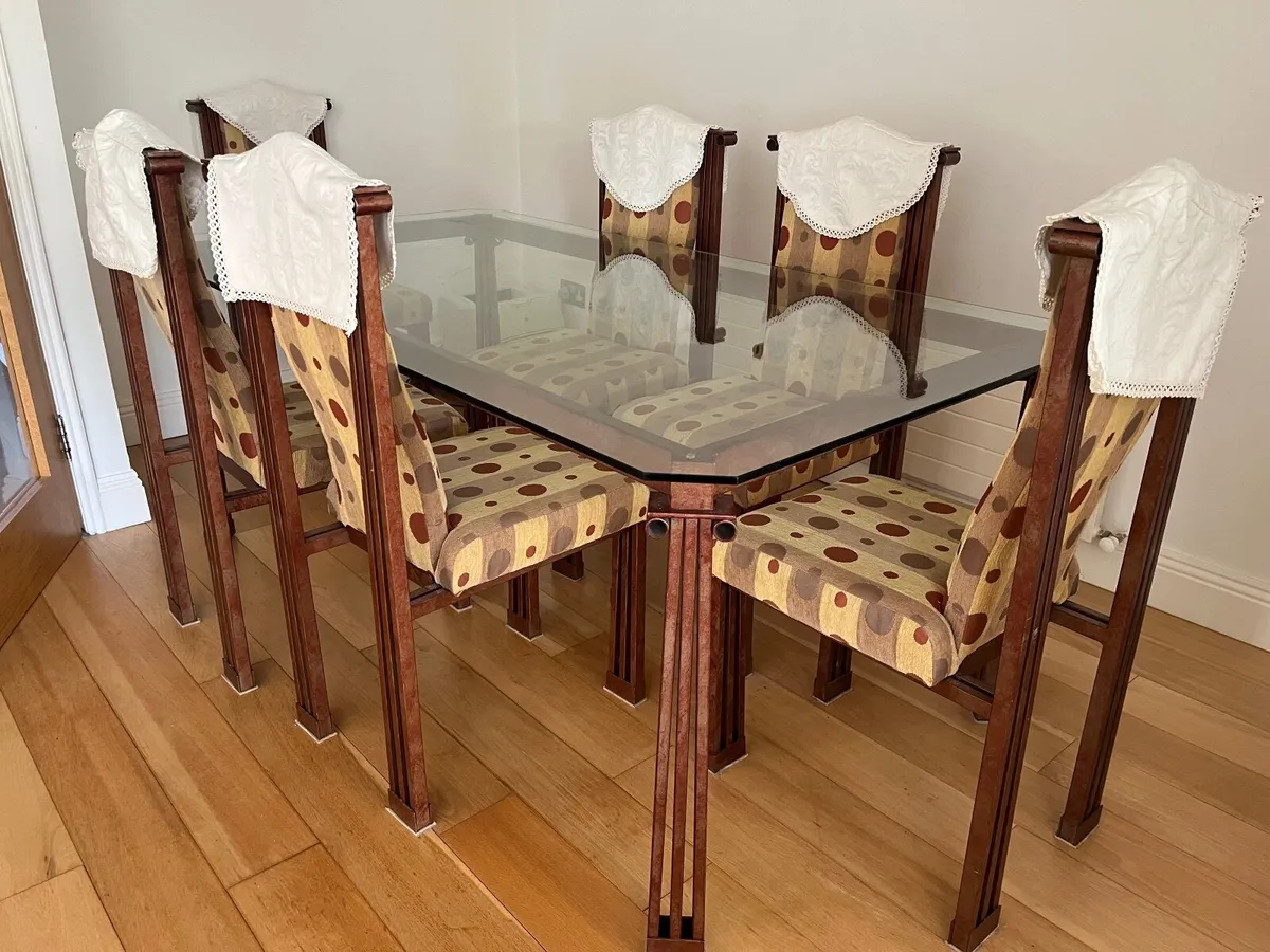 Dining table and chairs - Image 2