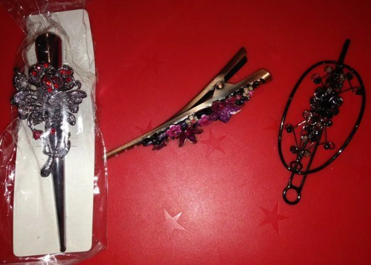 Hair Accessories - Image 1