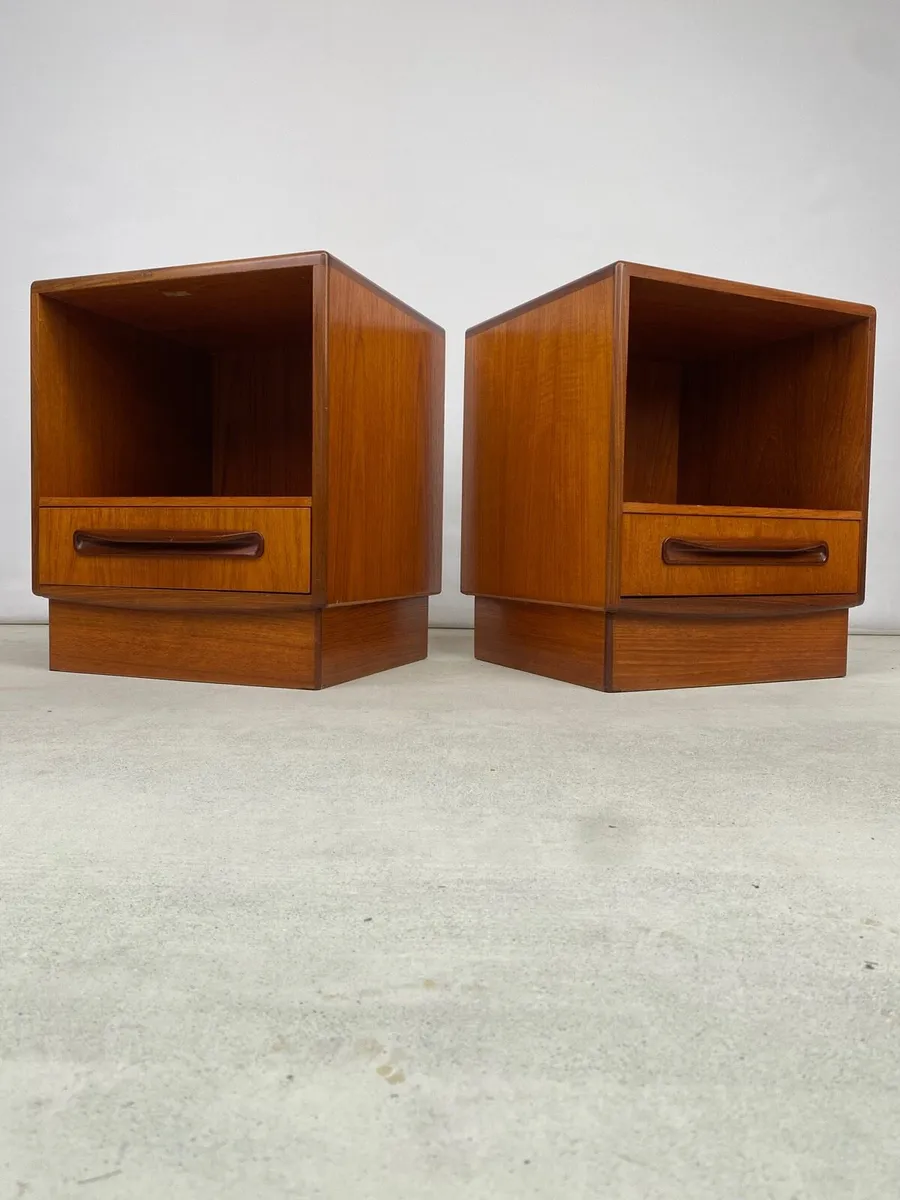 Mid Century Teak Pair of G Plan Bedside Cabinets - Image 4