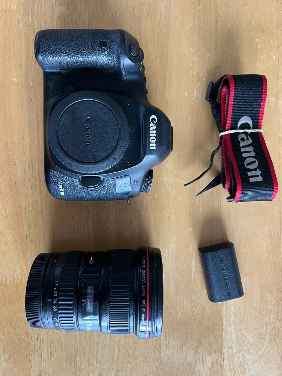 Canon 5D Mark 3 with 17-40mm f/4 L lens - Image 1