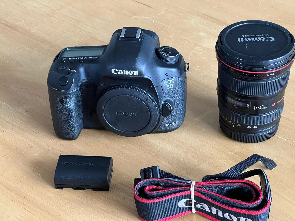Canon 5D Mark 3 with 17-40mm f/4 L lens - Image 2