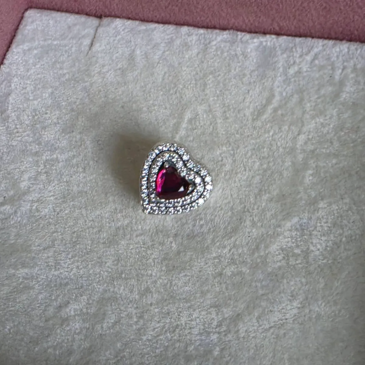 Pandora sparkling levelled heart charm - Image 1