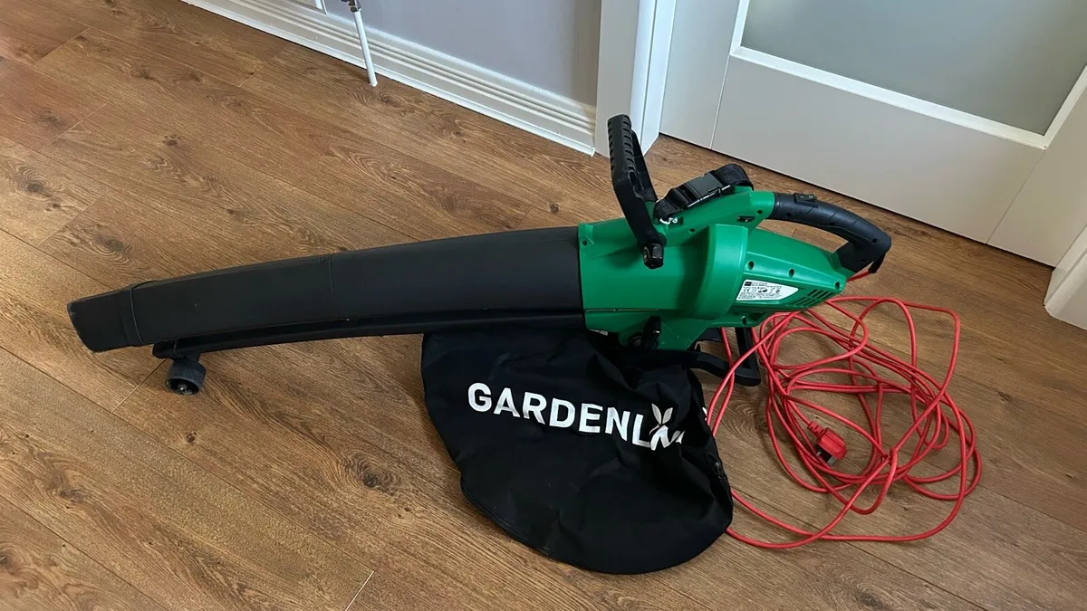 Electric Leaf Blower Vac - Image 1