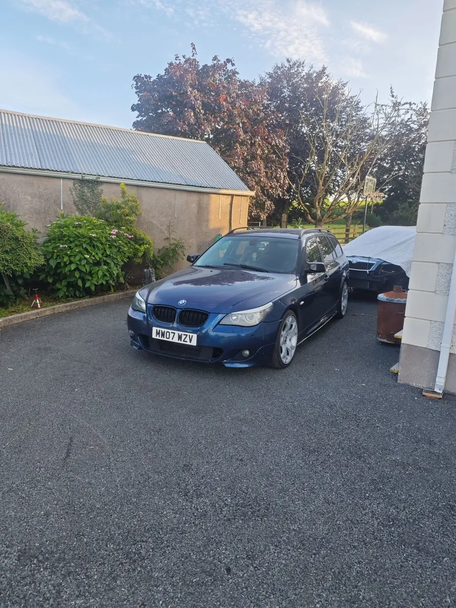 BMW 525d 2007 breaking - Image 1