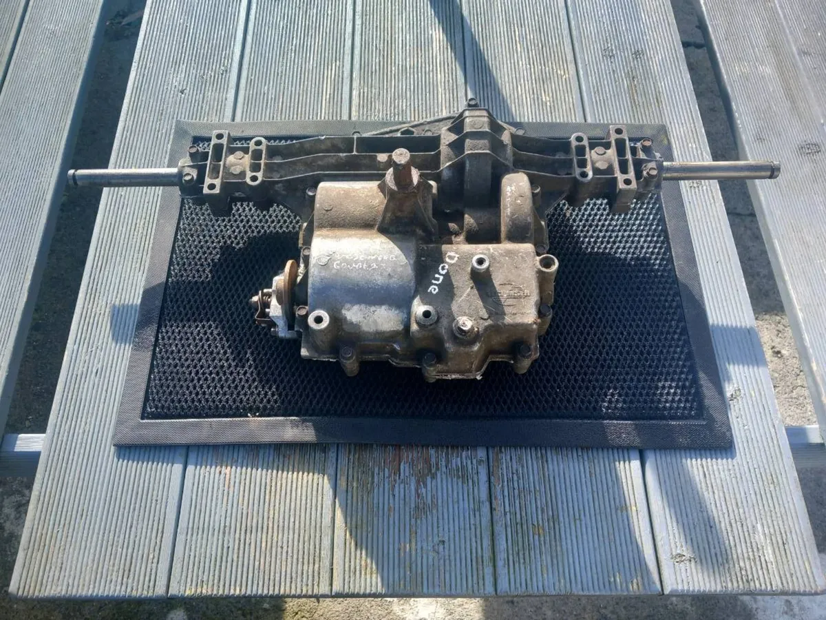 Countax/Westwood manual transmission for sale - Image 1