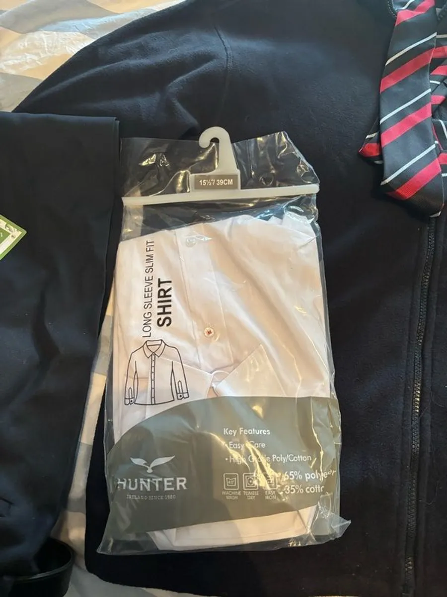 Villiers School Boys Uniform Never Worn - Image 3