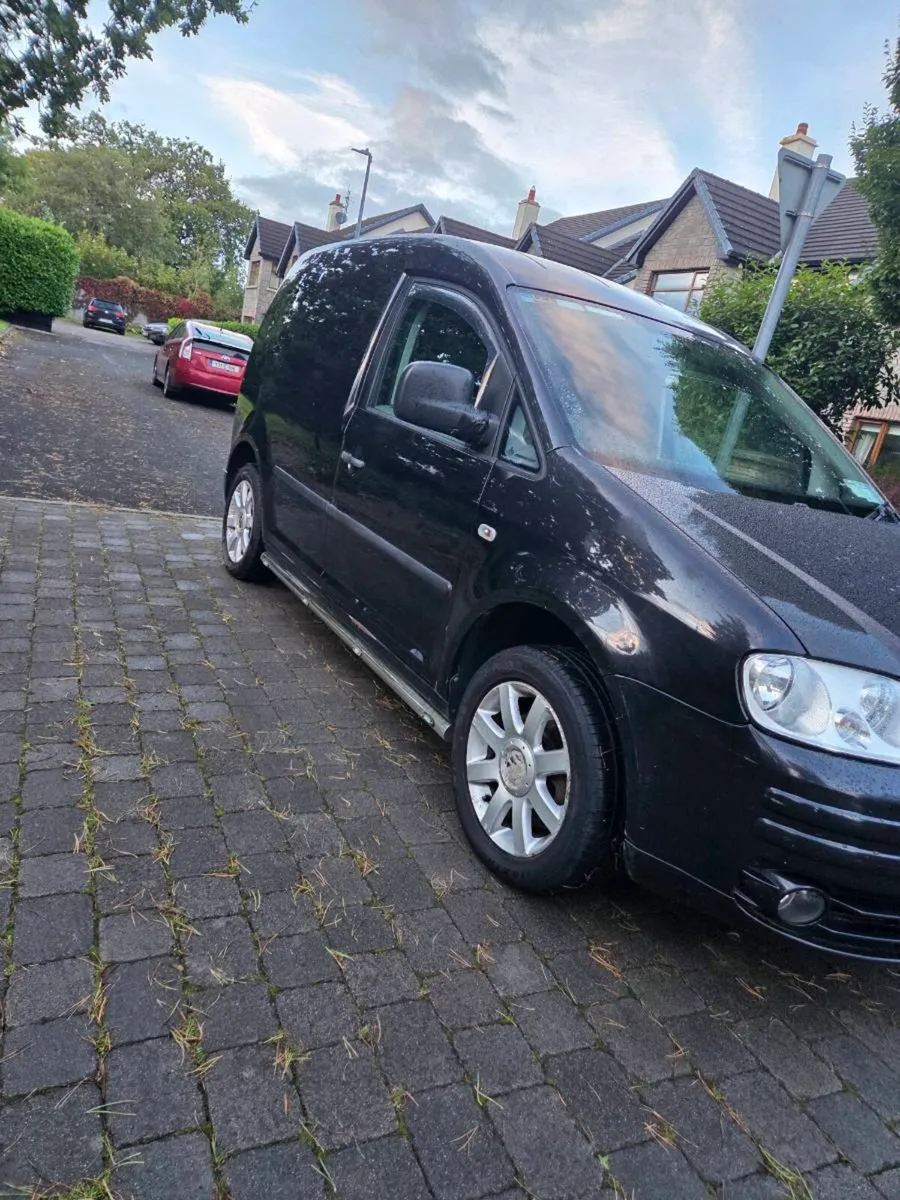 09 vw caddy 1.9 tdi doe and tax - Image 1