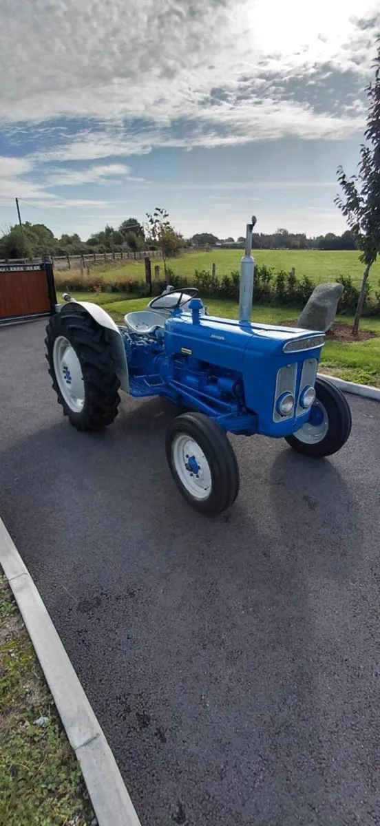 Fordson Super Dexta - Image 3