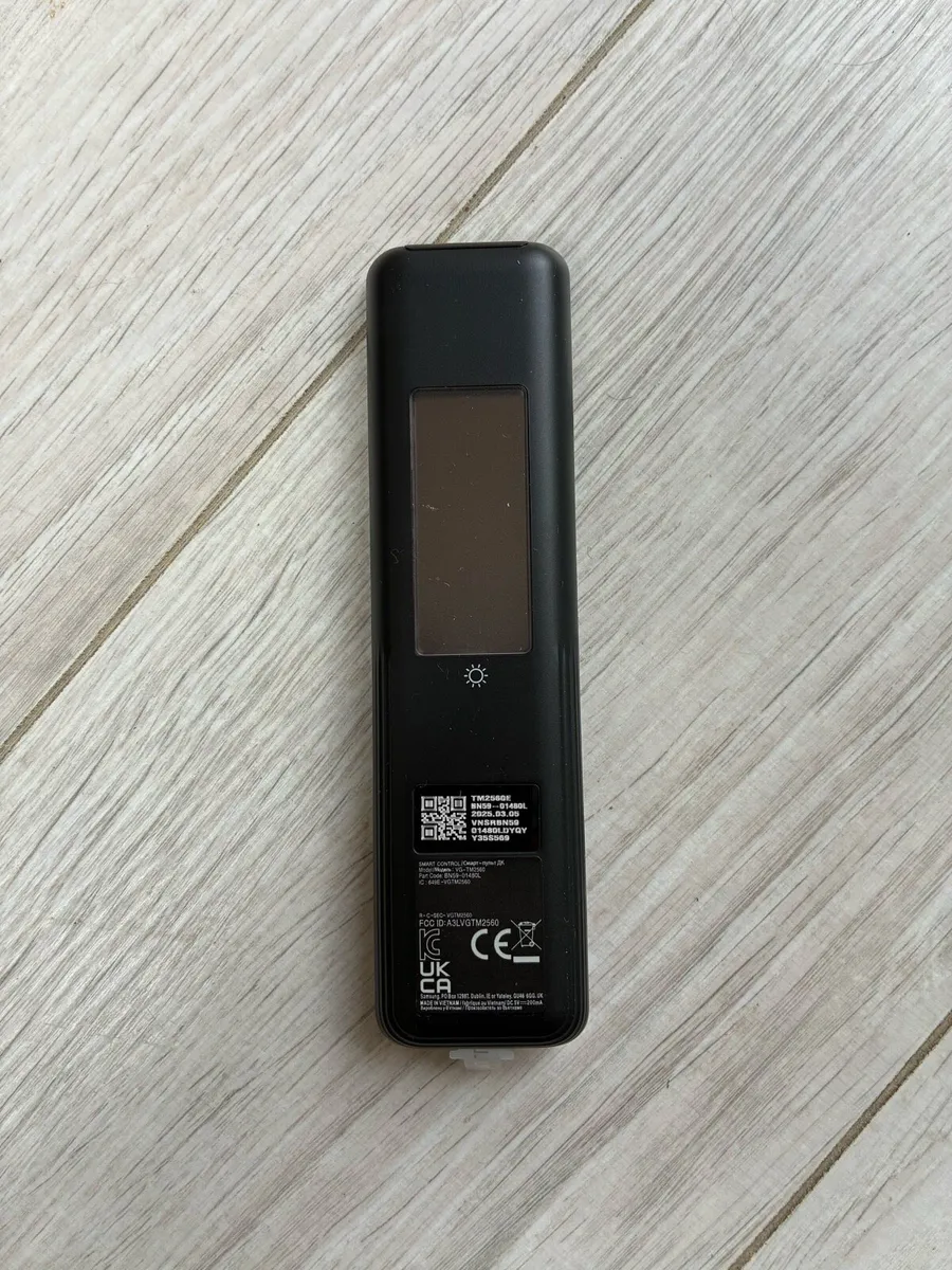 Genuine Samsung Smart TV Solar Remote - Image 2