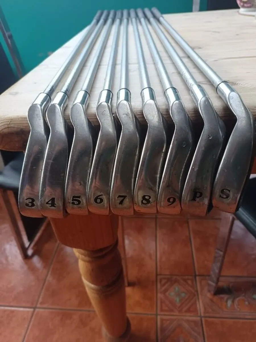 golf clubs - Image 1