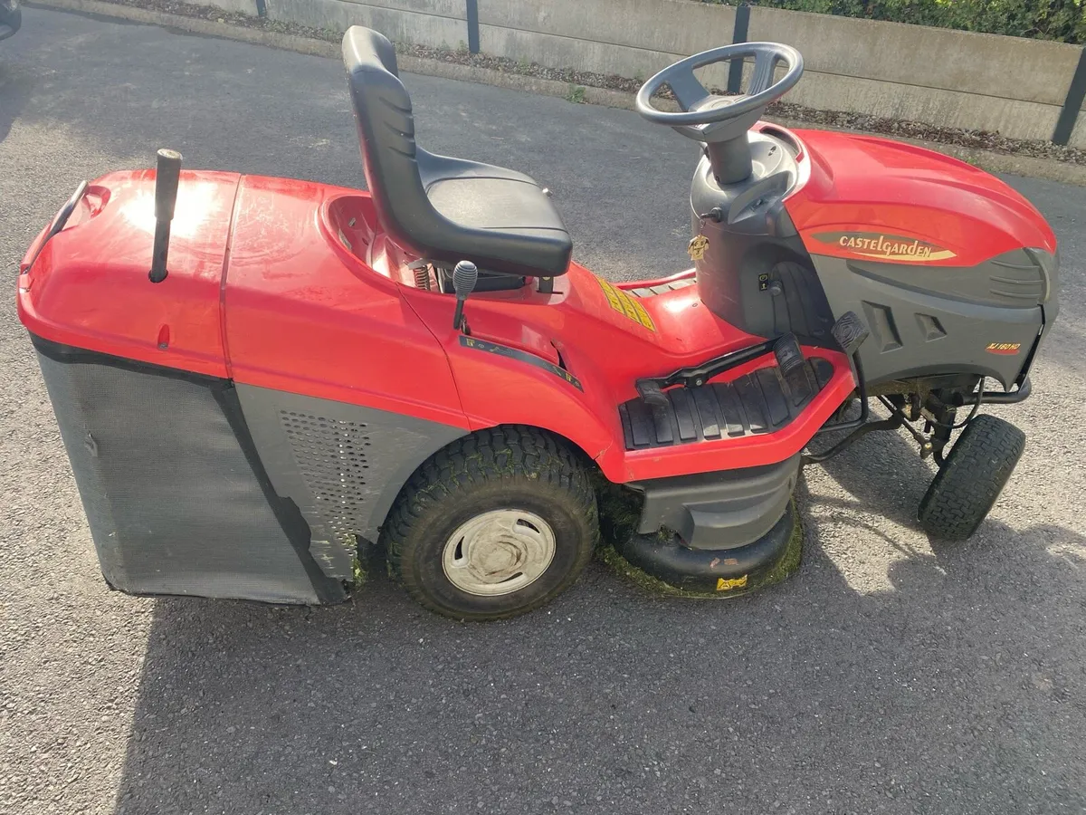 Ride on lawnmower - Image 2