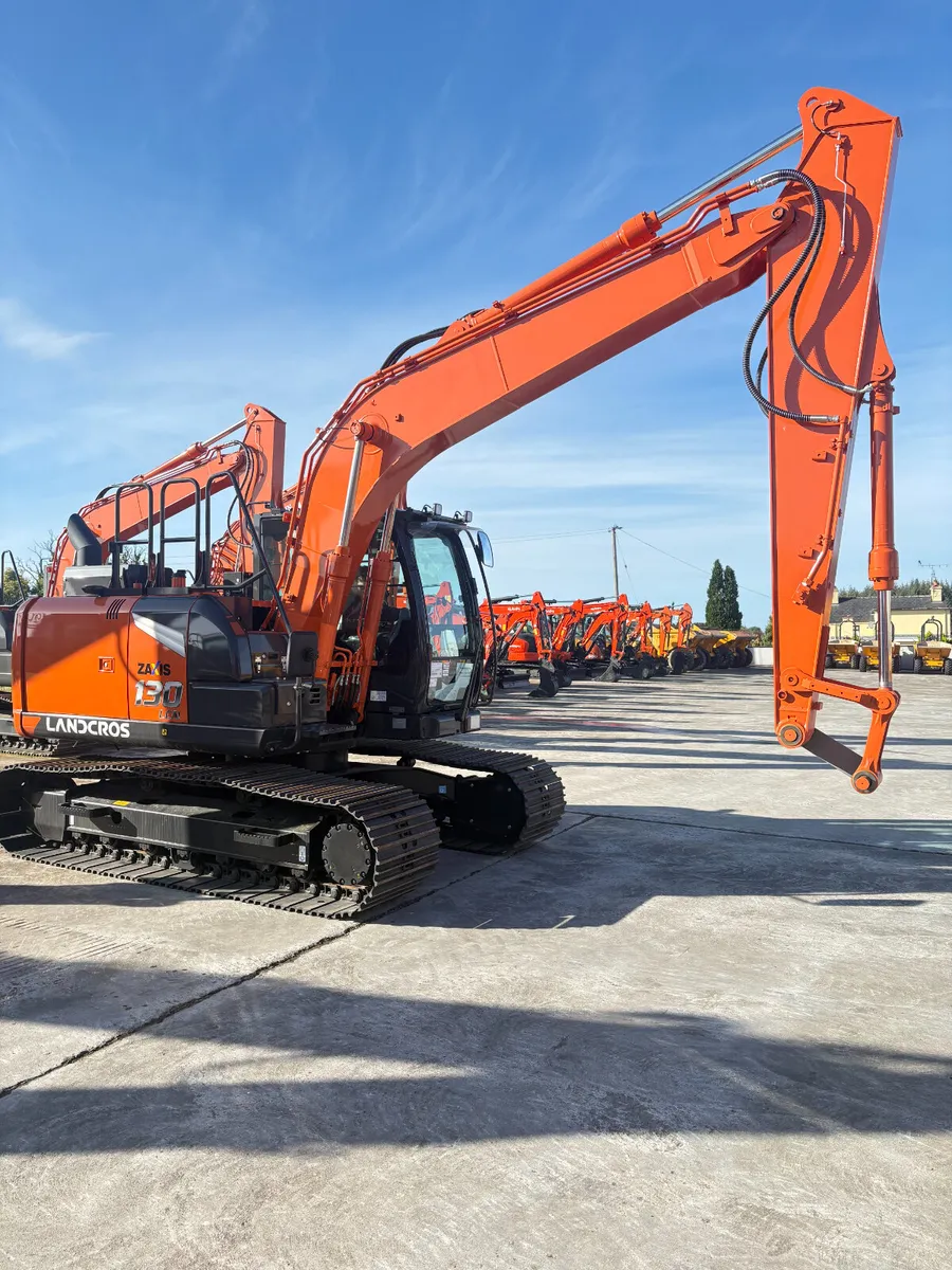 HITACHI ZX130-7b - Image 2