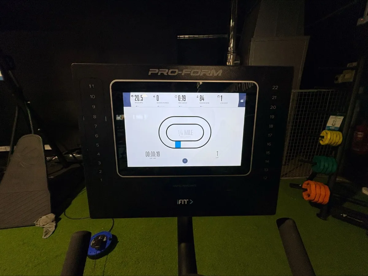 ProForm SMART Power 10.0 Cycle |10" Touchscreen - Image 2