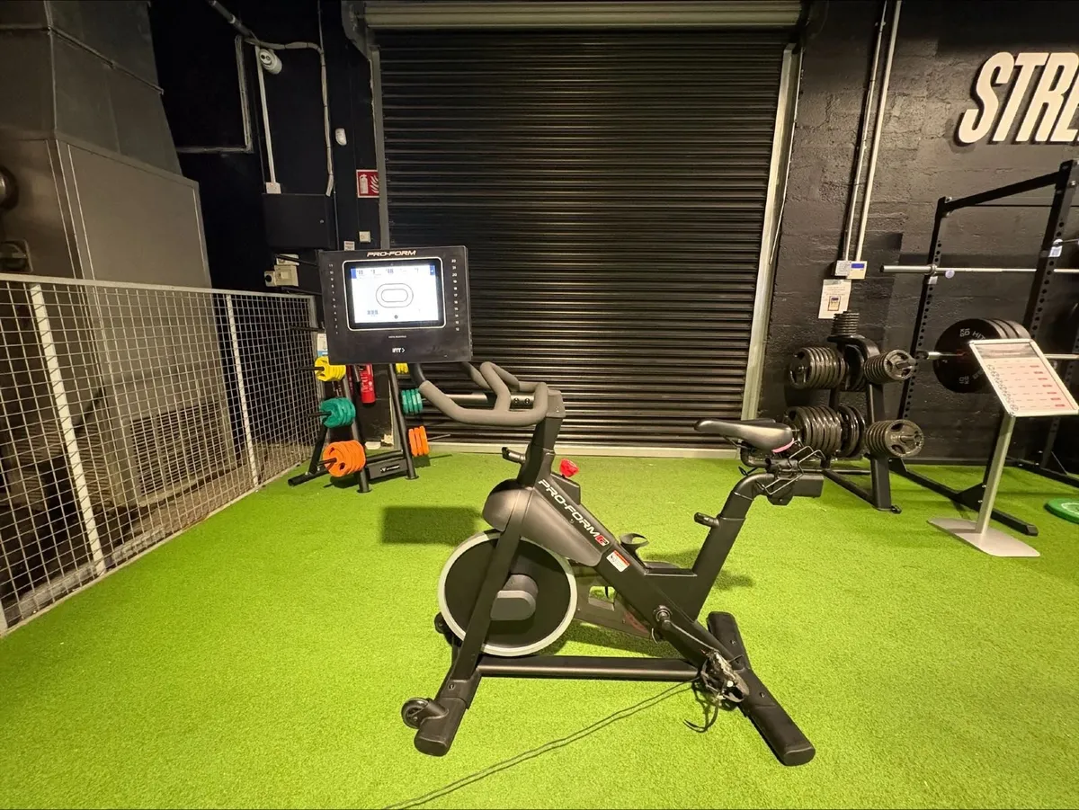 ProForm SMART Power 10.0 Cycle |10" Touchscreen - Image 1
