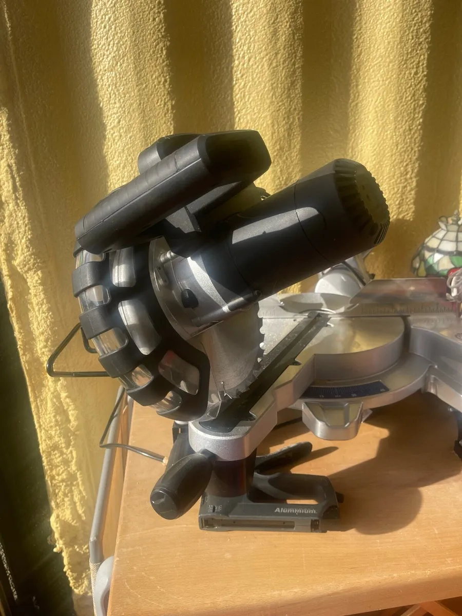 Mitre saw - Image 1