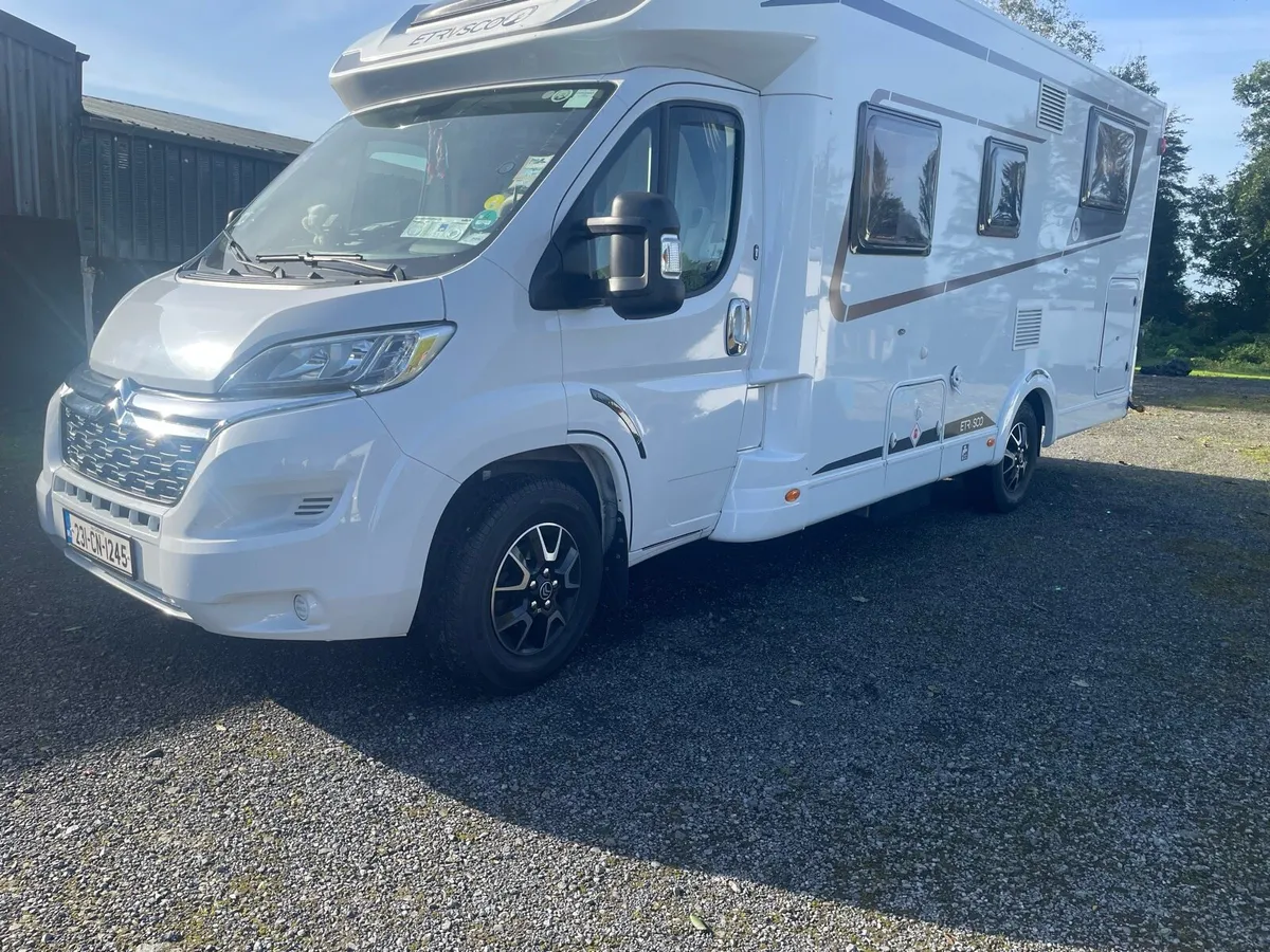 2023 Etrusco  T7300sb as new - Image 1