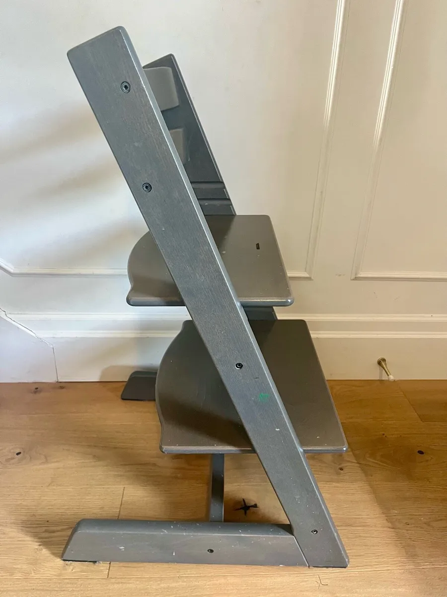 Stokke Tripp Trapp chair in dark grey - Image 2