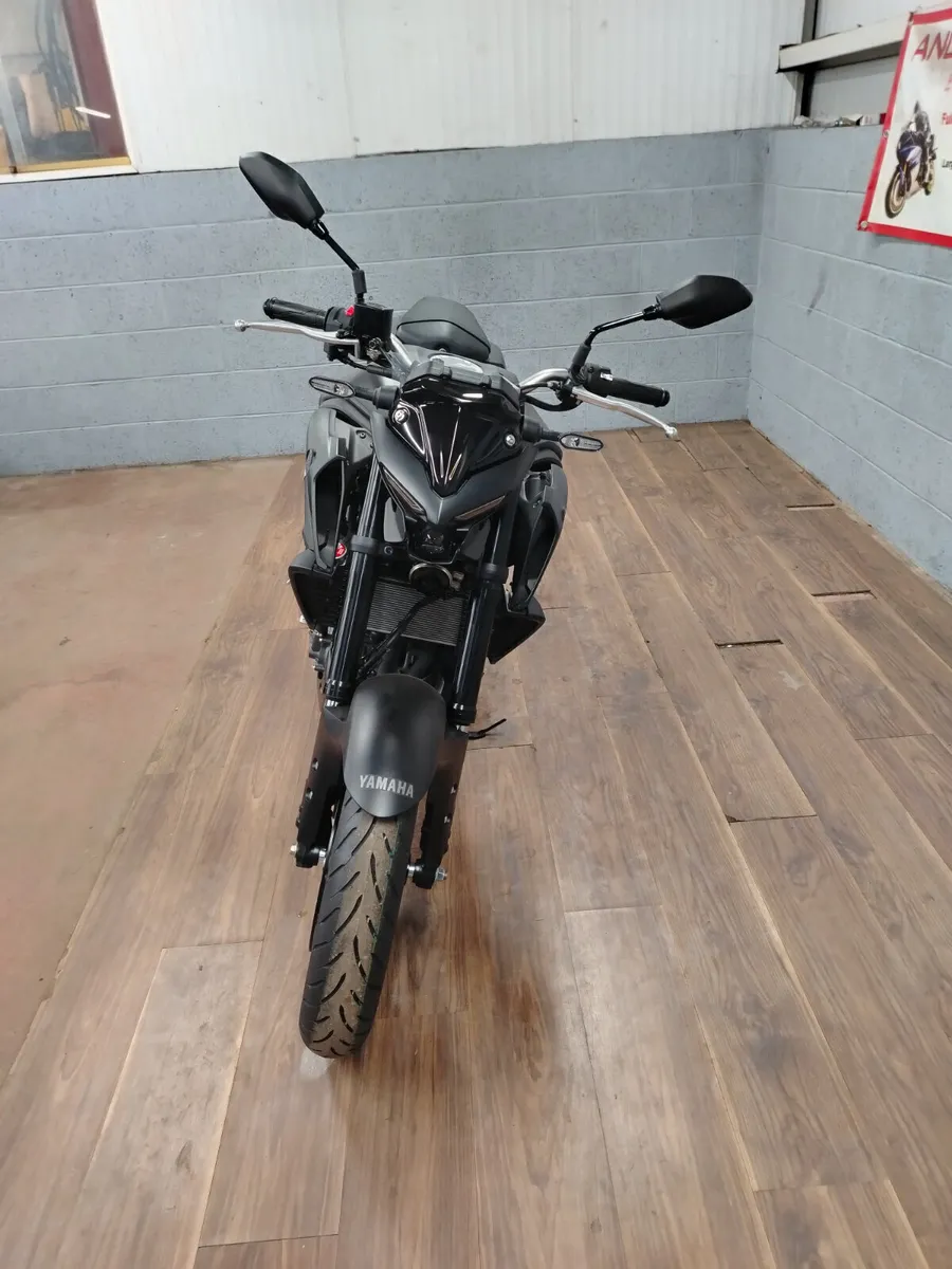 Yamaha MT03 - Image 4