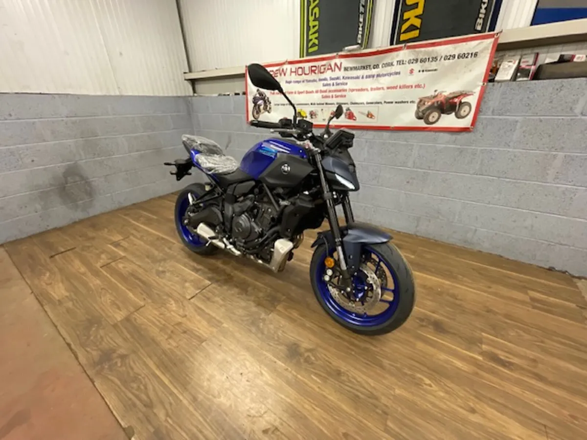 Yamaha MT-07 New Blue AMT - Image 3