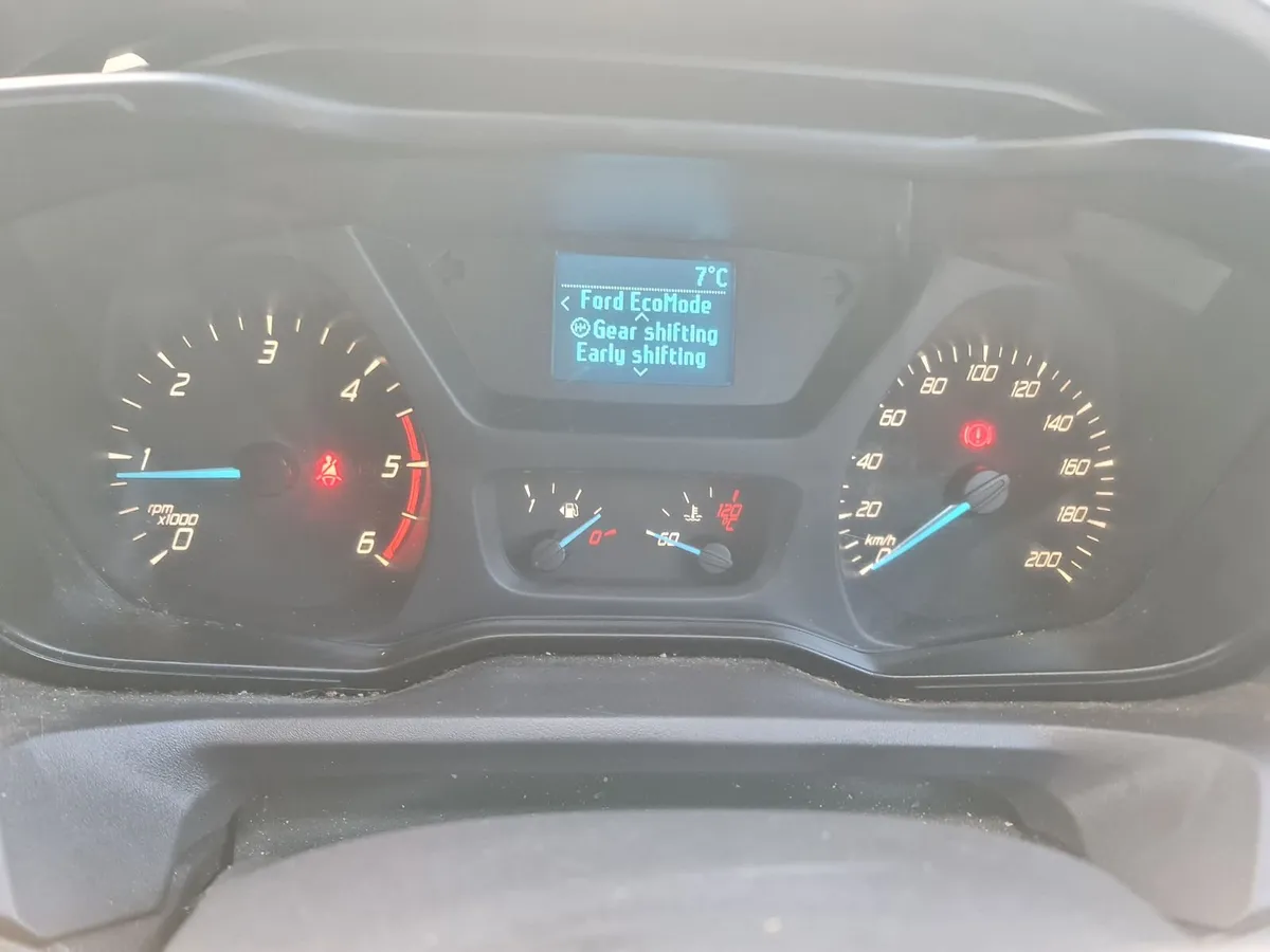 ready to work today 2018  taxed and tested towbar - Image 3