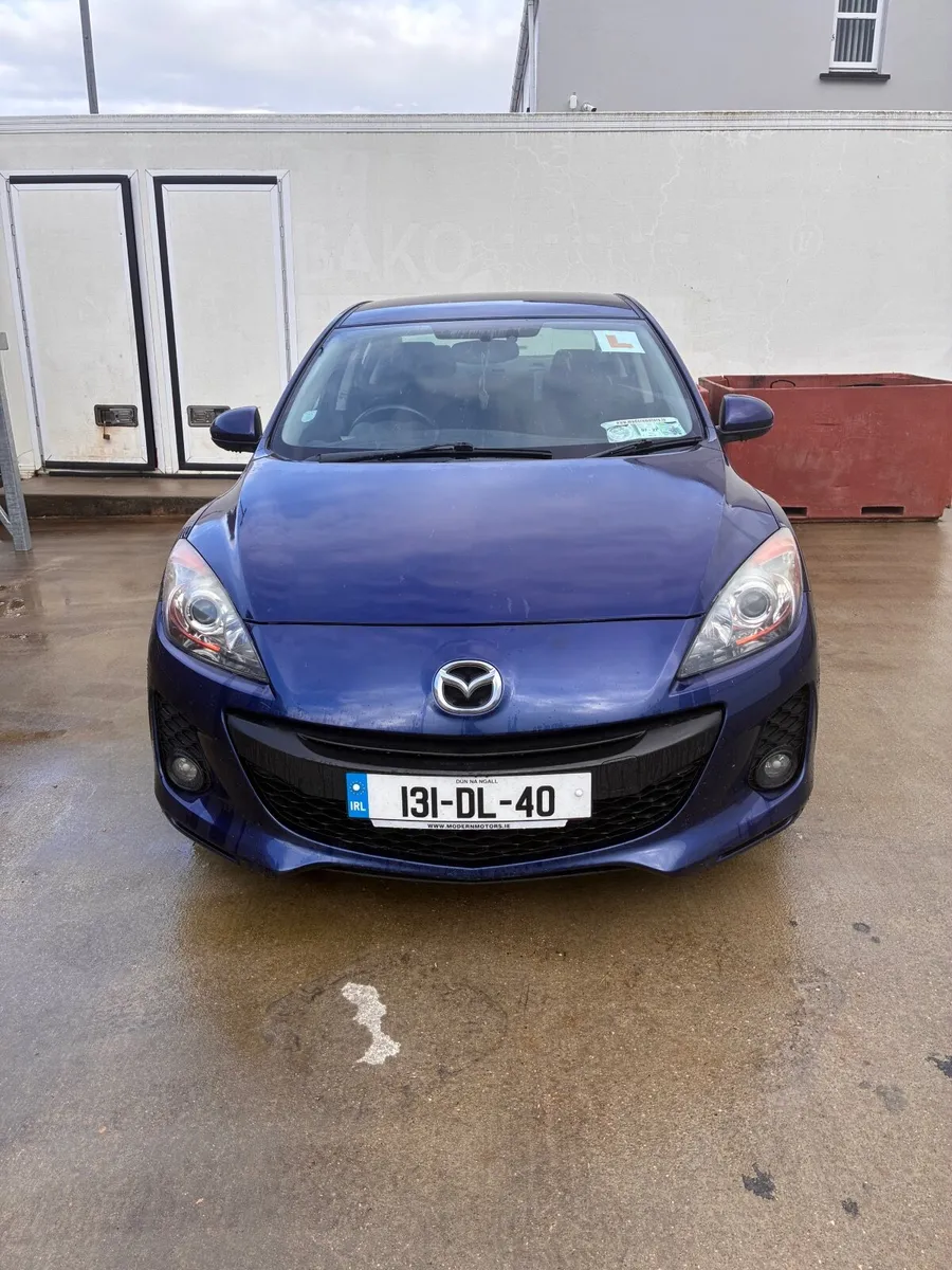 ***READ DESCRIPTION- Mazda3 2013 - Image 3