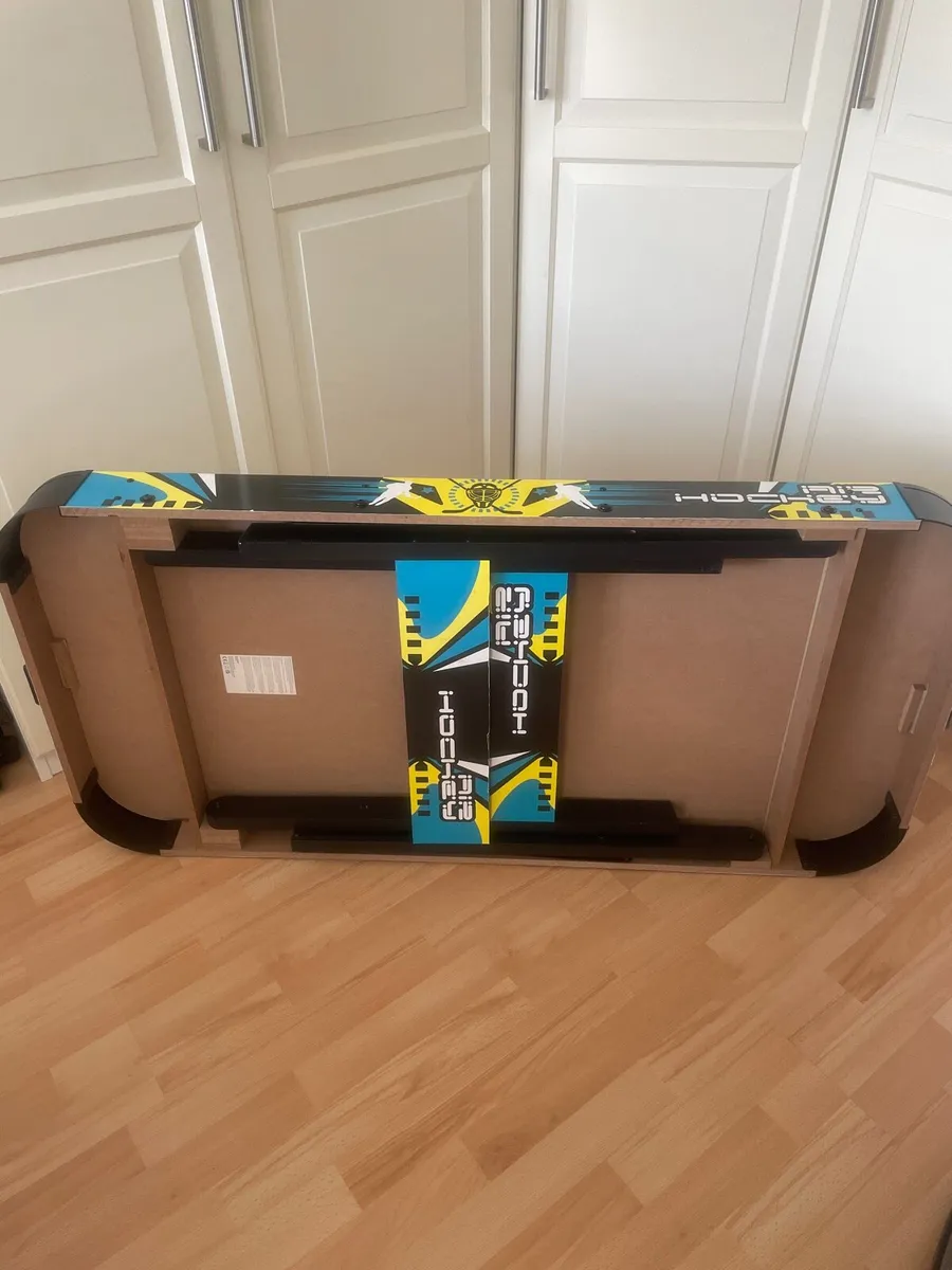 Kids air hockey table - Image 3