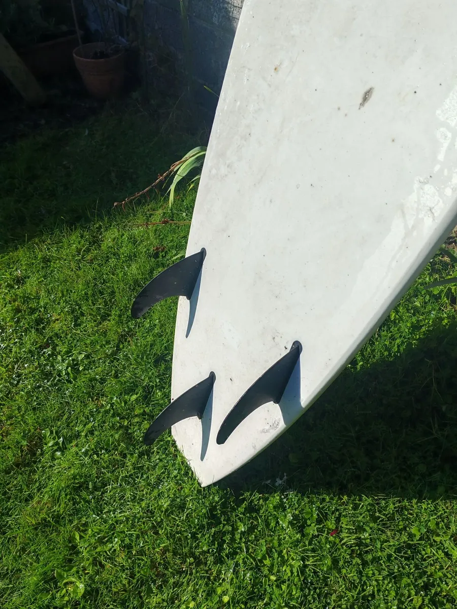 Surfboard - Image 4