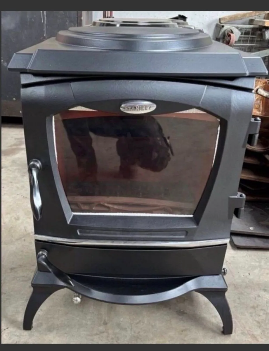 Stanley Reginald stove - Image 1