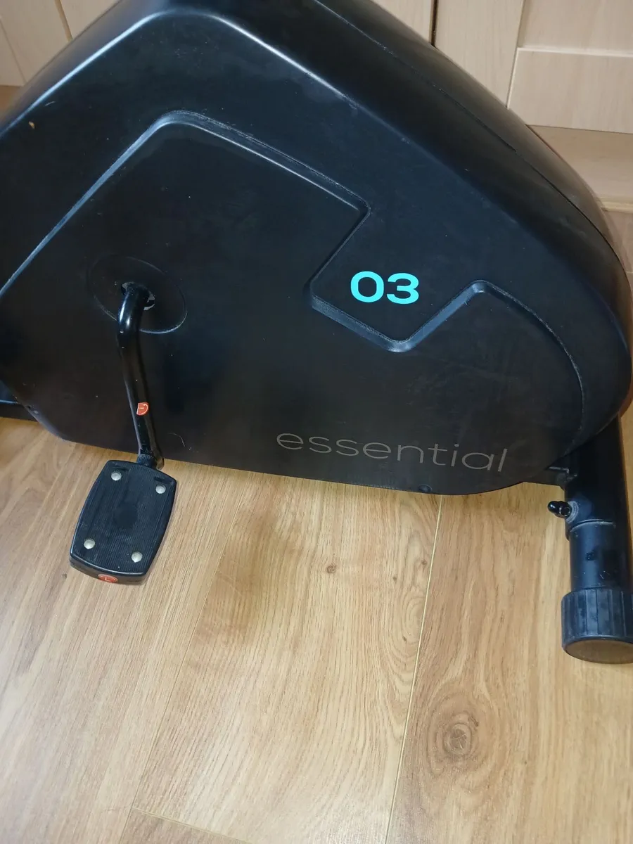 Exercise bike - Image 2