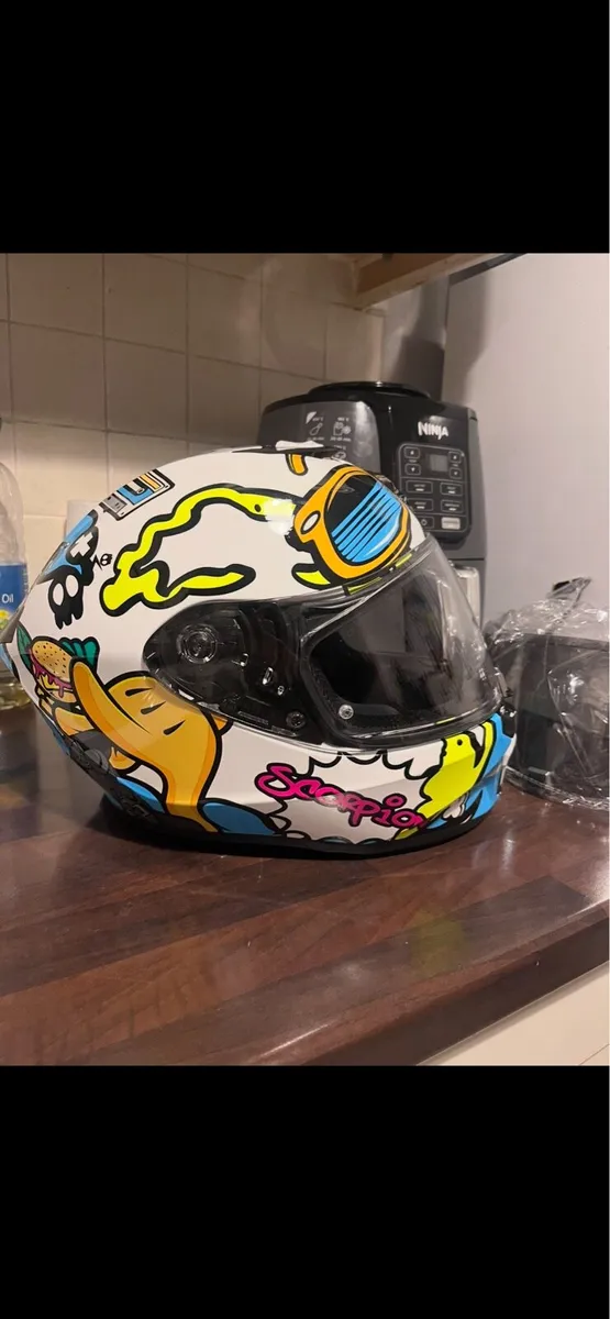 Scorpion EXO junior air Helmet - Image 3