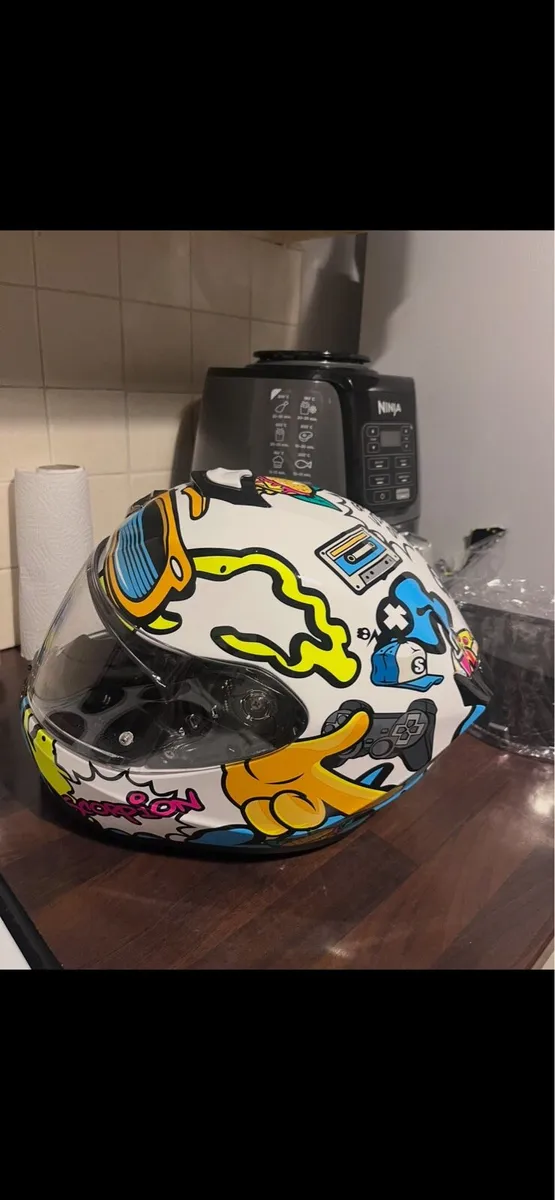 Scorpion EXO junior air Helmet - Image 1
