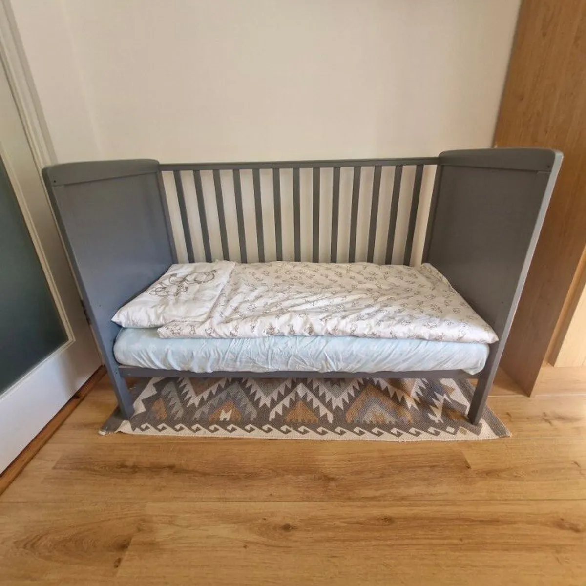 Cot / Toddler bed - Image 3