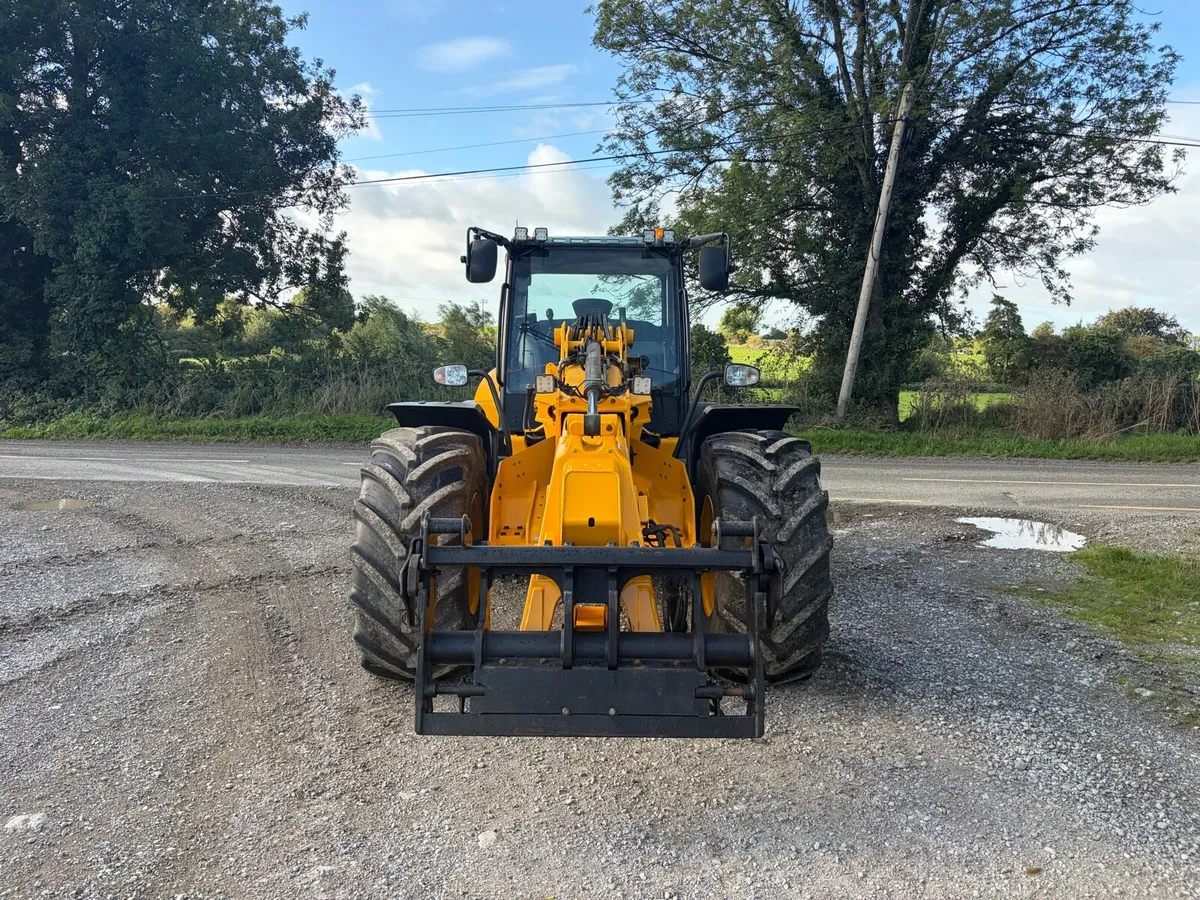 JCB 420 - Image 4