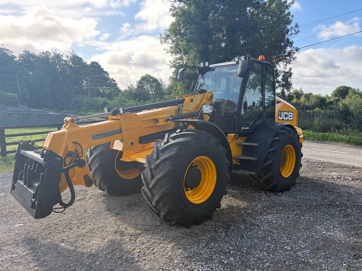 JCB 420 - Image 2