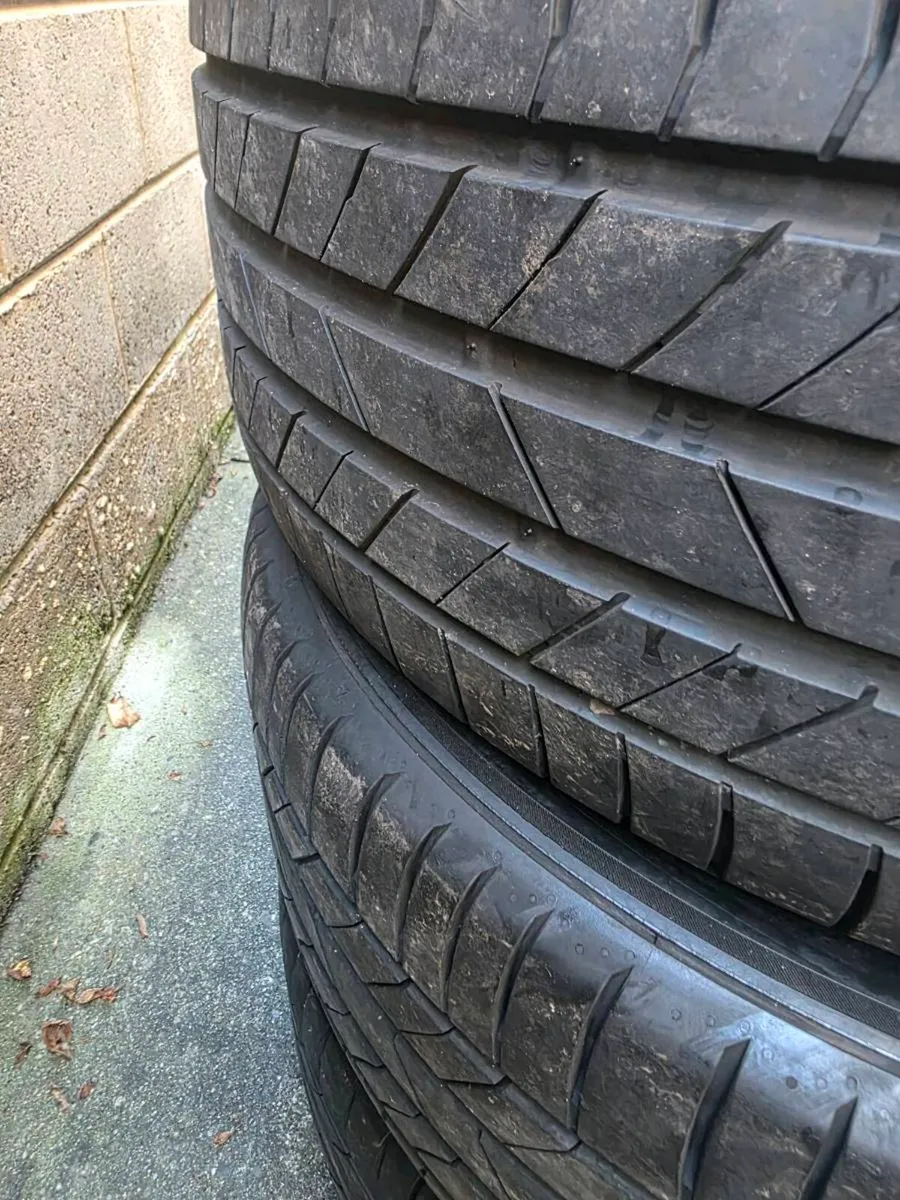 Tyres 275/50/20 - Image 2