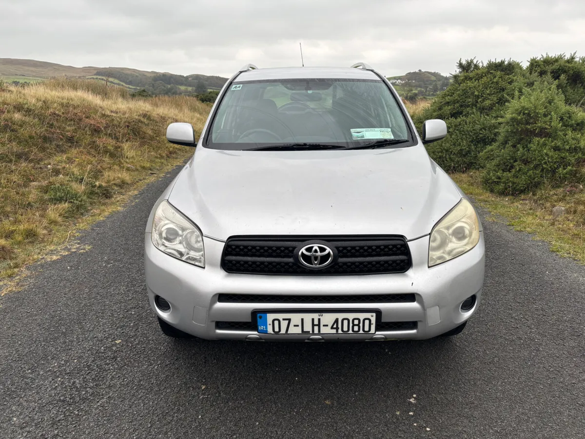 Toyota RAV4 2007 - Image 1