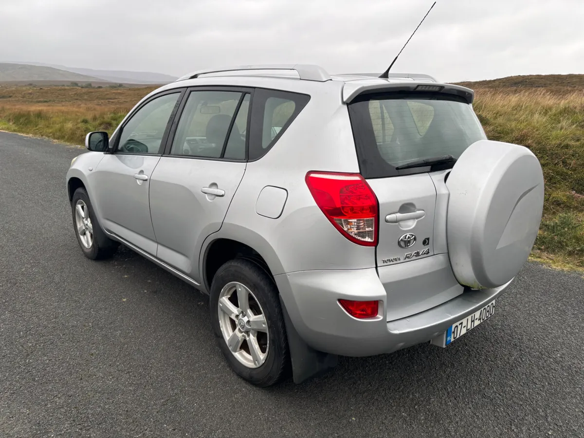 Toyota RAV4 2007 - Image 4