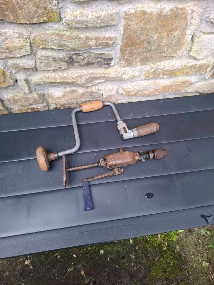 Lot of hand drill vintage tools - Image 1
