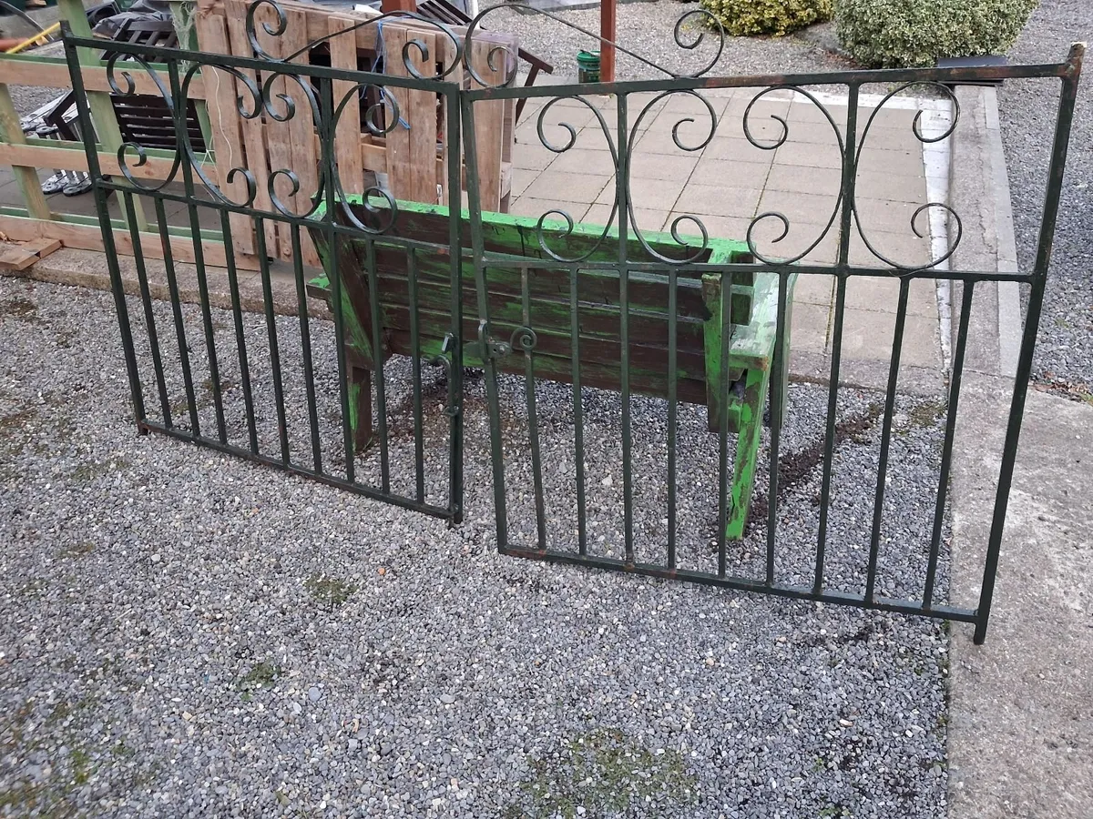 Gate - Image 2