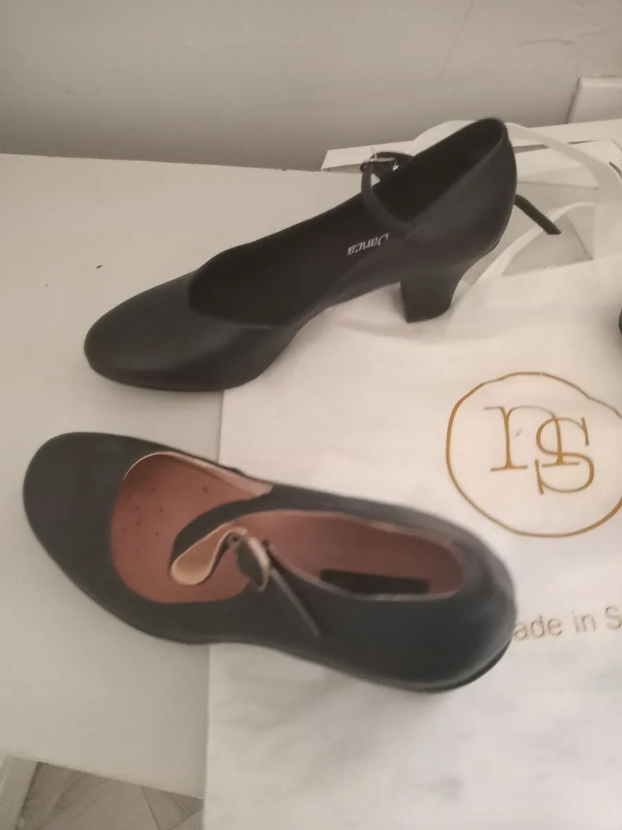 Shoes - Image 4