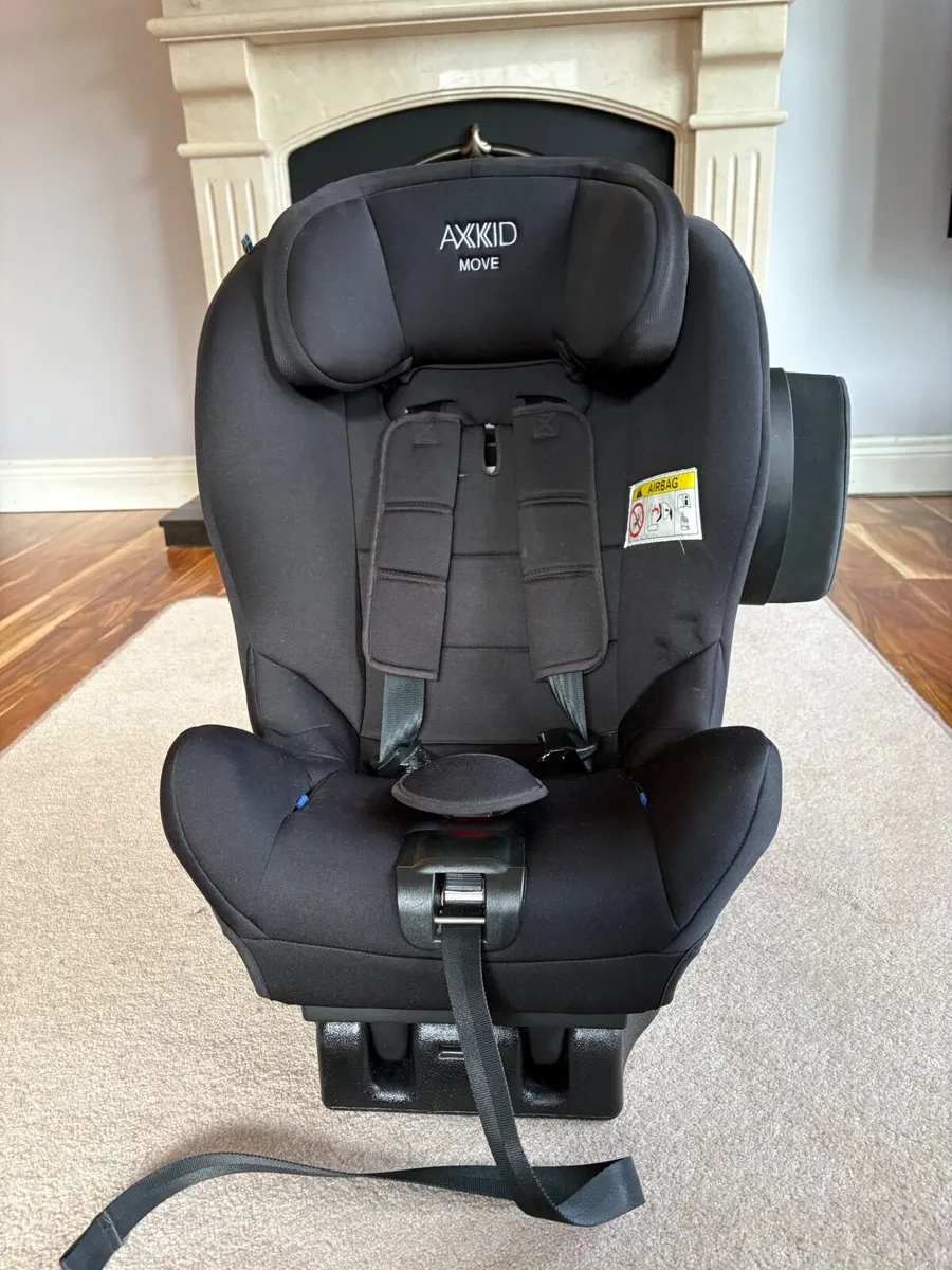 Axkid Move Extended Rear-Facing Car Seat – Black – - Image 4