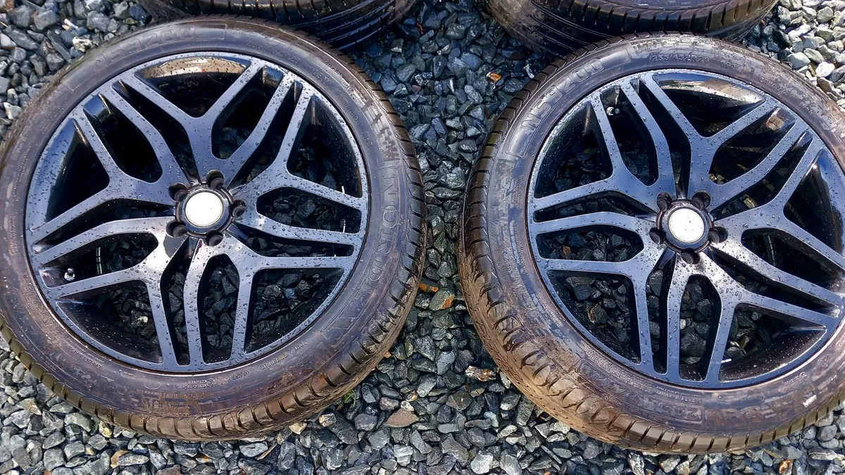 5x108 Land Rover 20inch "4 Like New Tyres - Image 1