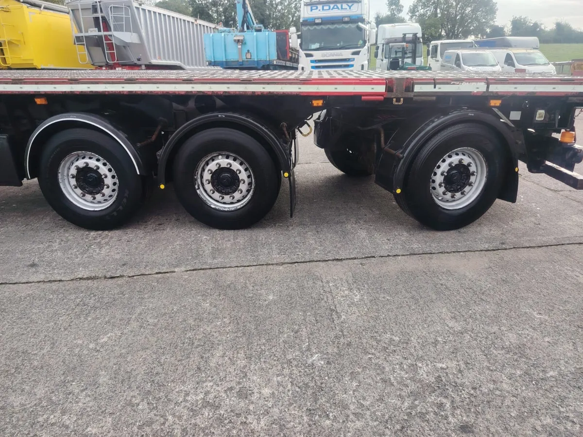 2015 Sdc Flat 12.9 metre Rear steering axle - Image 4