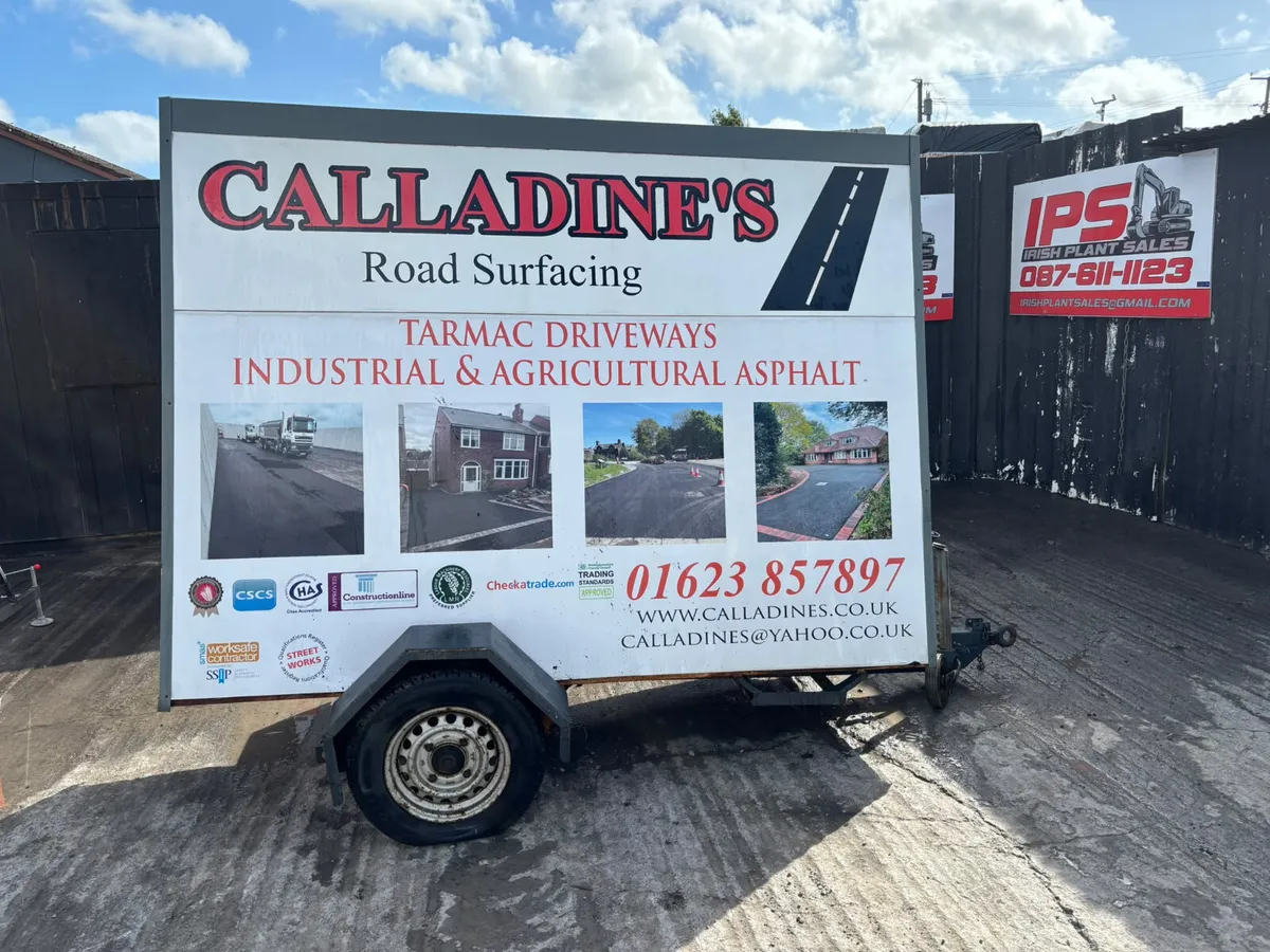 Mobile advertising billboard trailer - Image 1