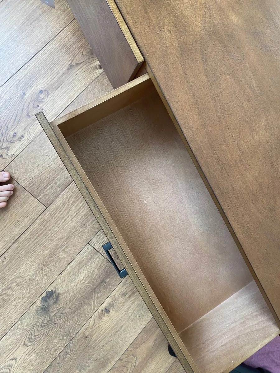Tv stand - Image 2